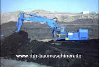 UB 1233 blau beim baggern.jpg (83621 Byte)